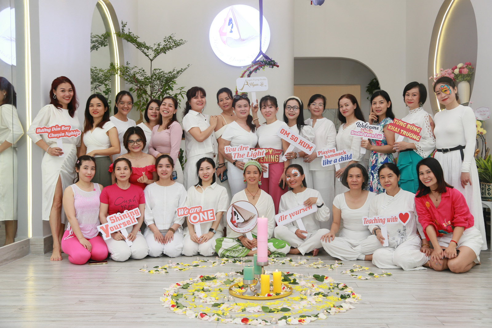 DẠY YOGA BAY QUẬN 12